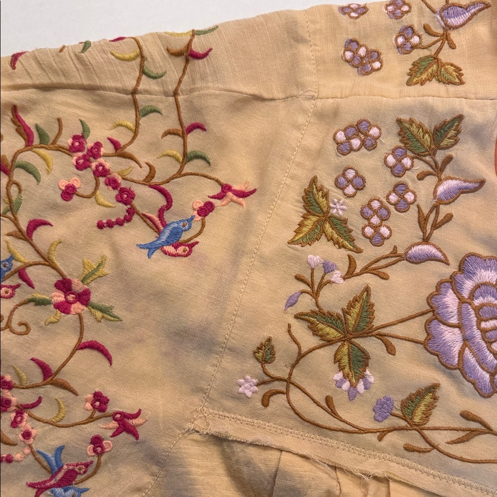 Embroidered Floral Beige Women's Top - Picture 3 of 3